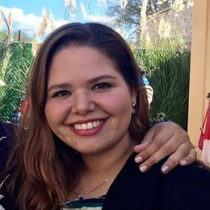 Meet your Posher, Beatriz